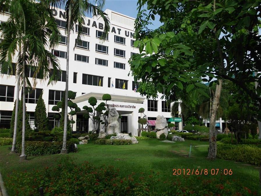 Hotel Phranakhon Grand View Bangkok Zewnętrze zdjęcie